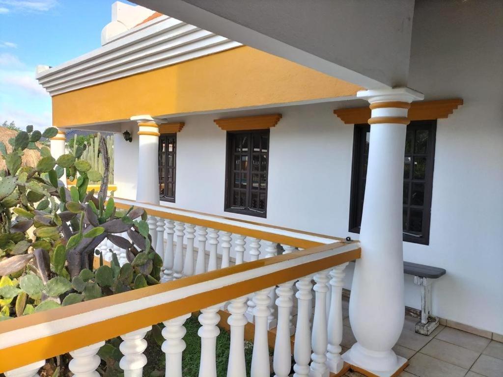 Landhuis Belnem Bonaire คราเลนไดค์ ภายนอก รูปภาพ